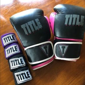 Women’s Title boxing gloves with hand wraps